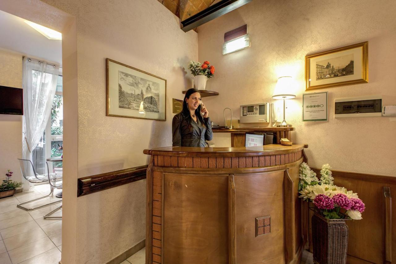Hotel Espana - Gruppo Blam Hotels Рим Экстерьер фото